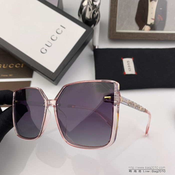 GUCCI古馳 2019新款 網紅同款 寶麗來樹脂偏光鏡片 女款太陽鏡 時尚百搭 2958  lly1655